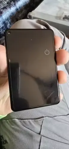 Sleek FindCard Pro tracker card